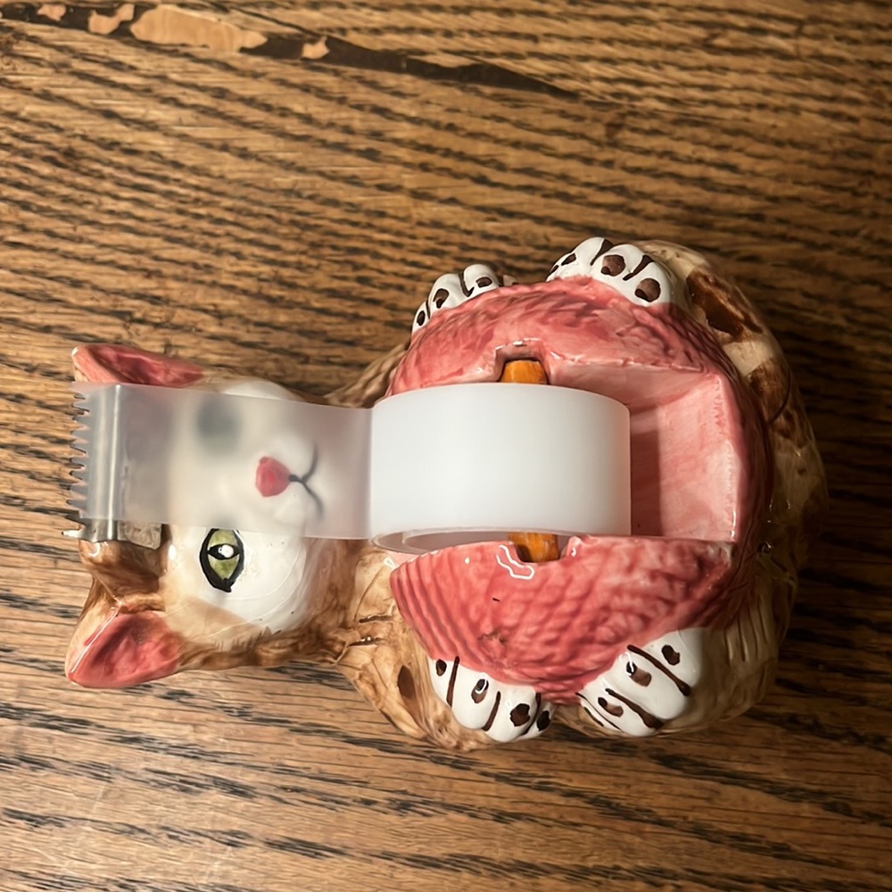 Vintage Whimsical Cat Tape Dispenser - Picture 8 of 8